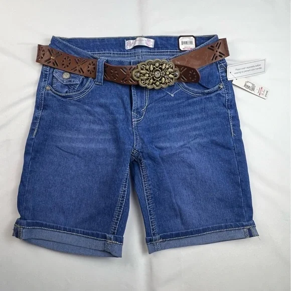 No Boundaries - Women’s Jean Shorts with Belt - Size 7 - NWT - Picture 1 of 9